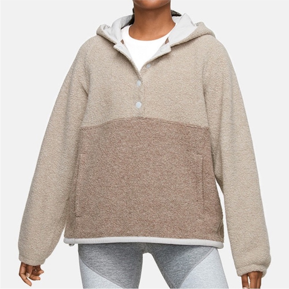 Outdoor voices snap mega fleece Two-Tone Hooded pullover jacket